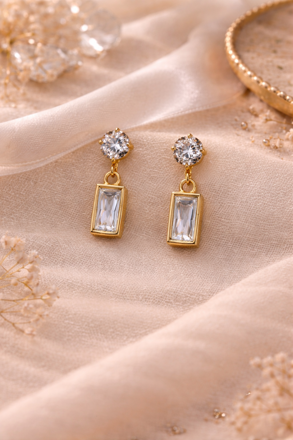 Frame Drop Earrings