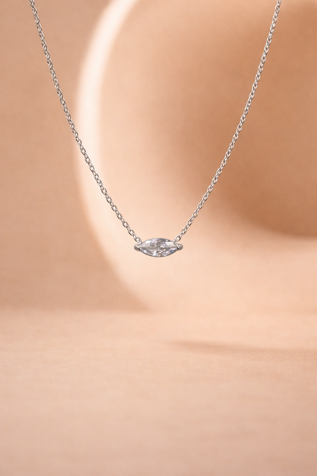 Sleek Necklace