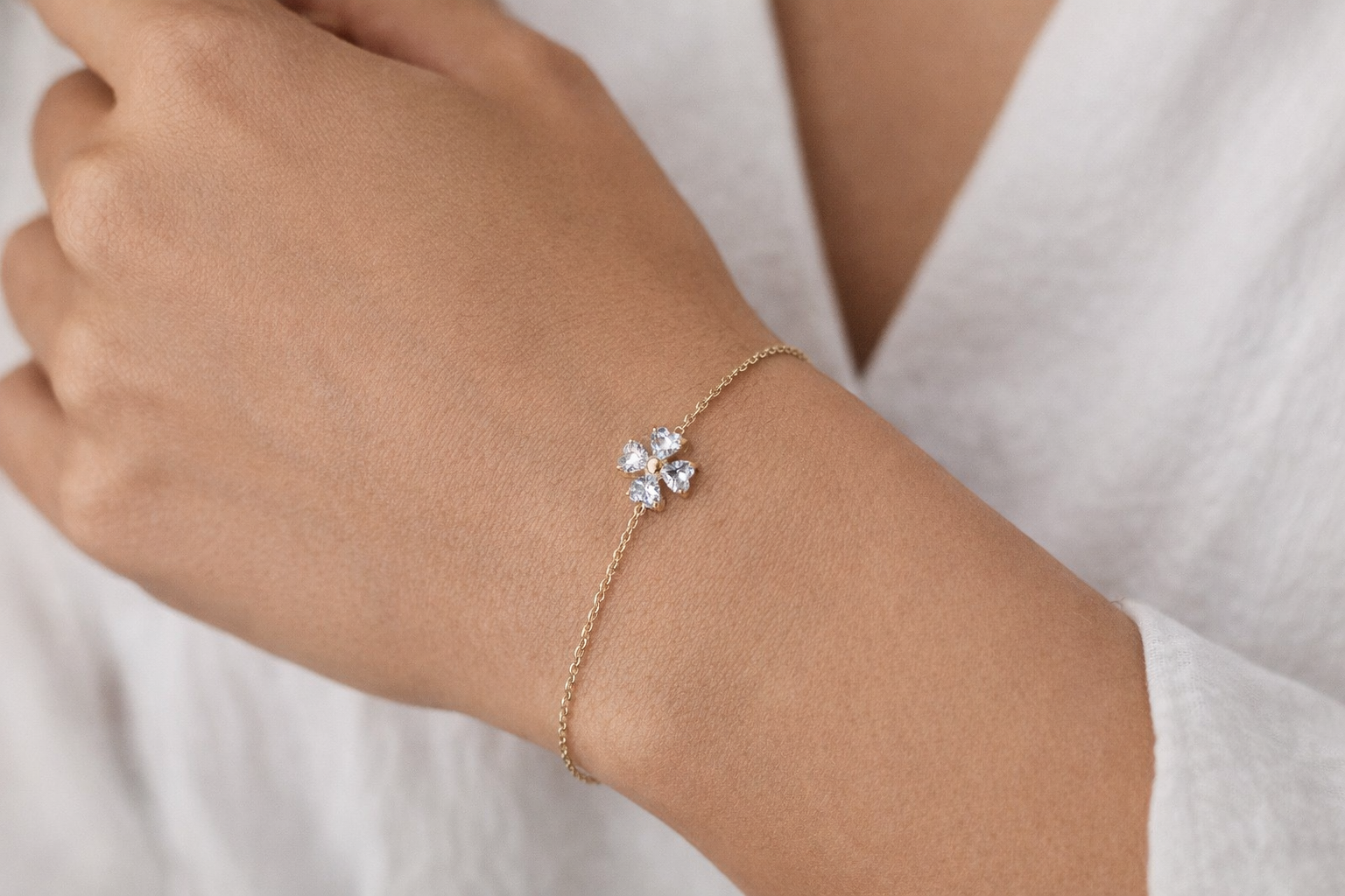 Daisy Charm Bracelet