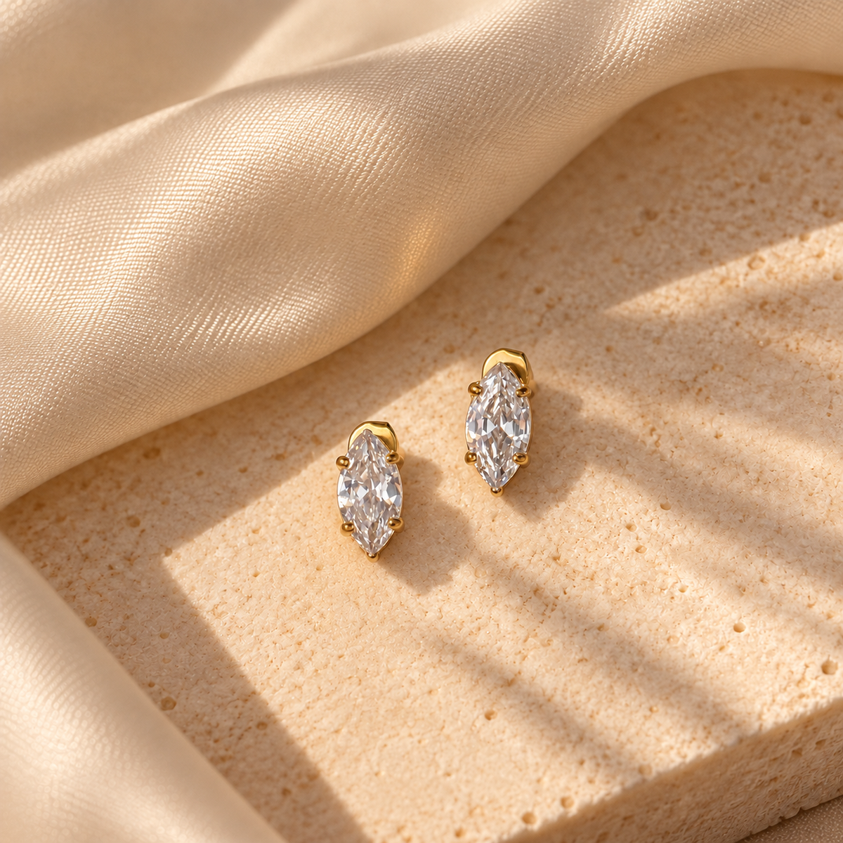 Marquise Soliatire Studs